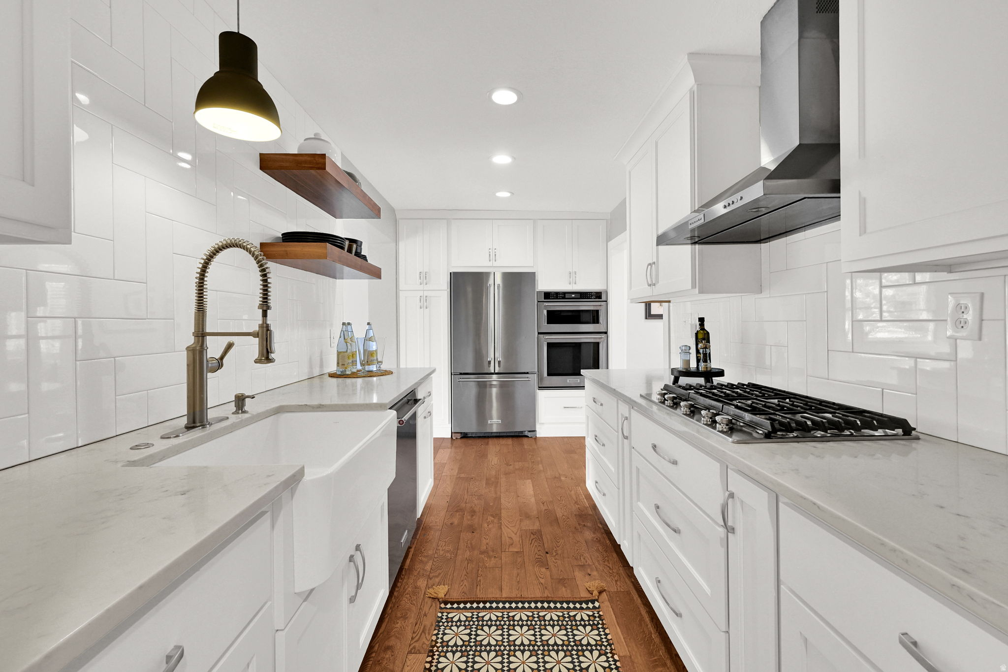 TERRACE VIEW - Residential