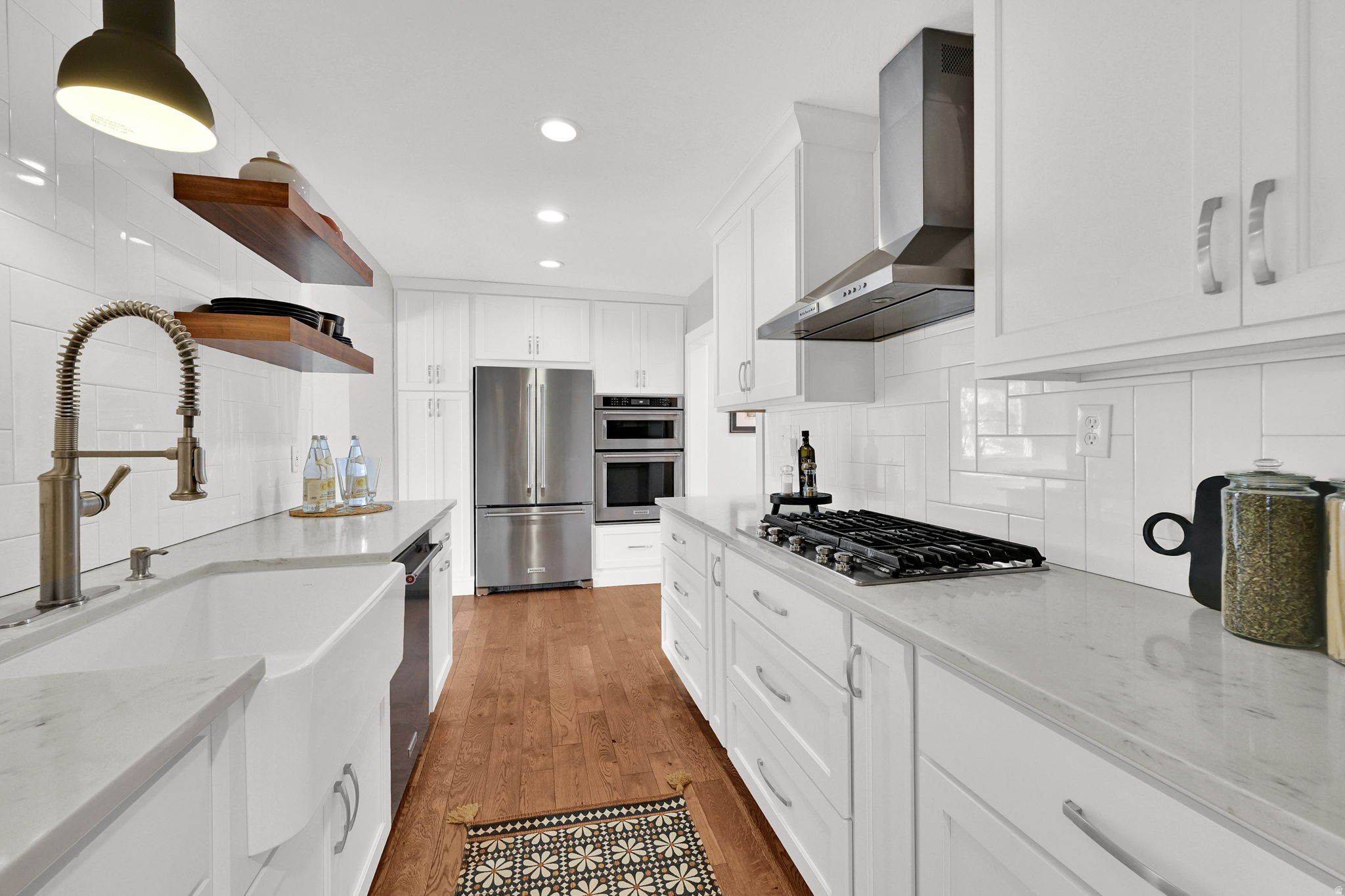 TERRACE VIEW - Residential