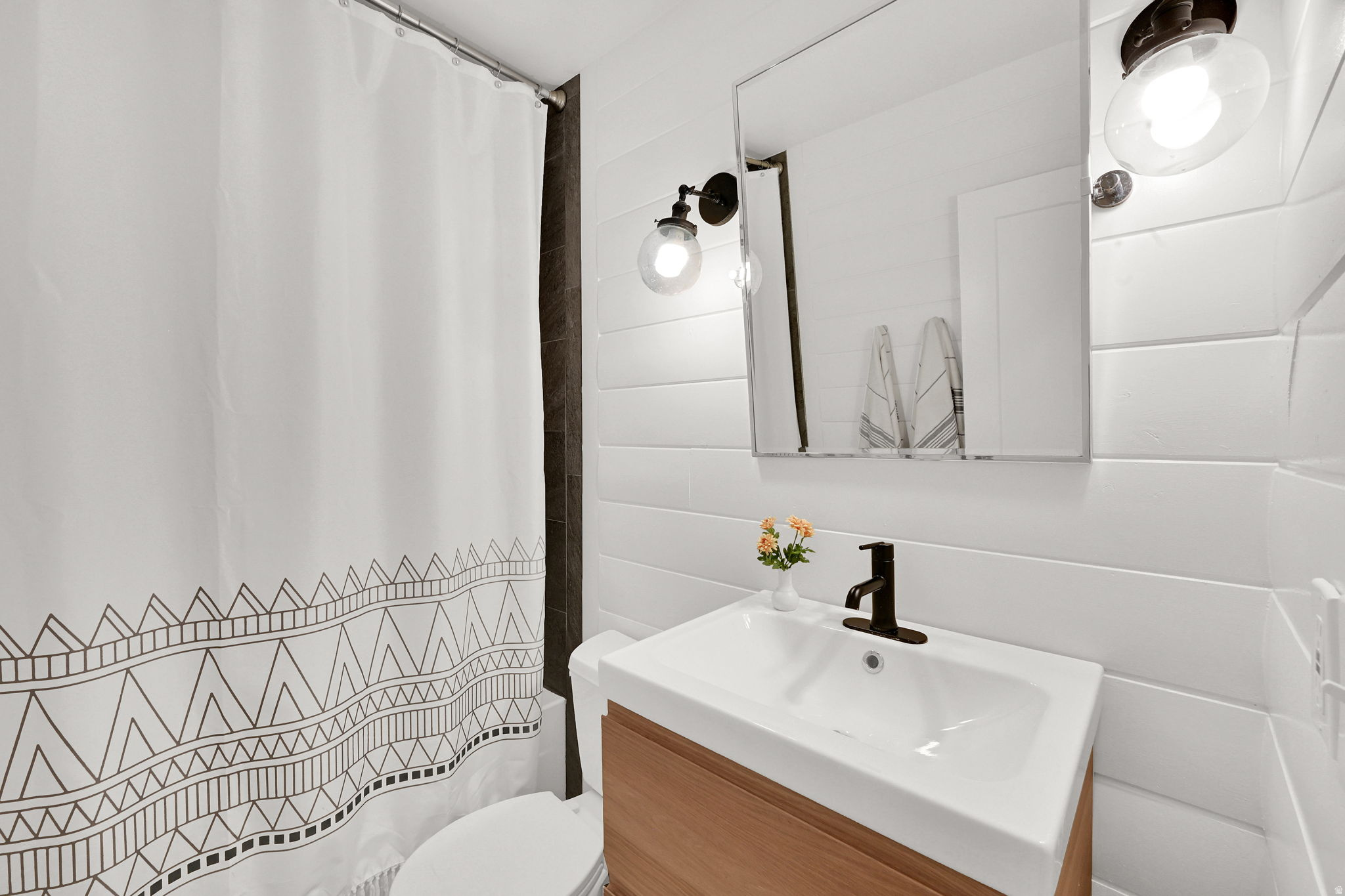 TERRACE VIEW - Residential