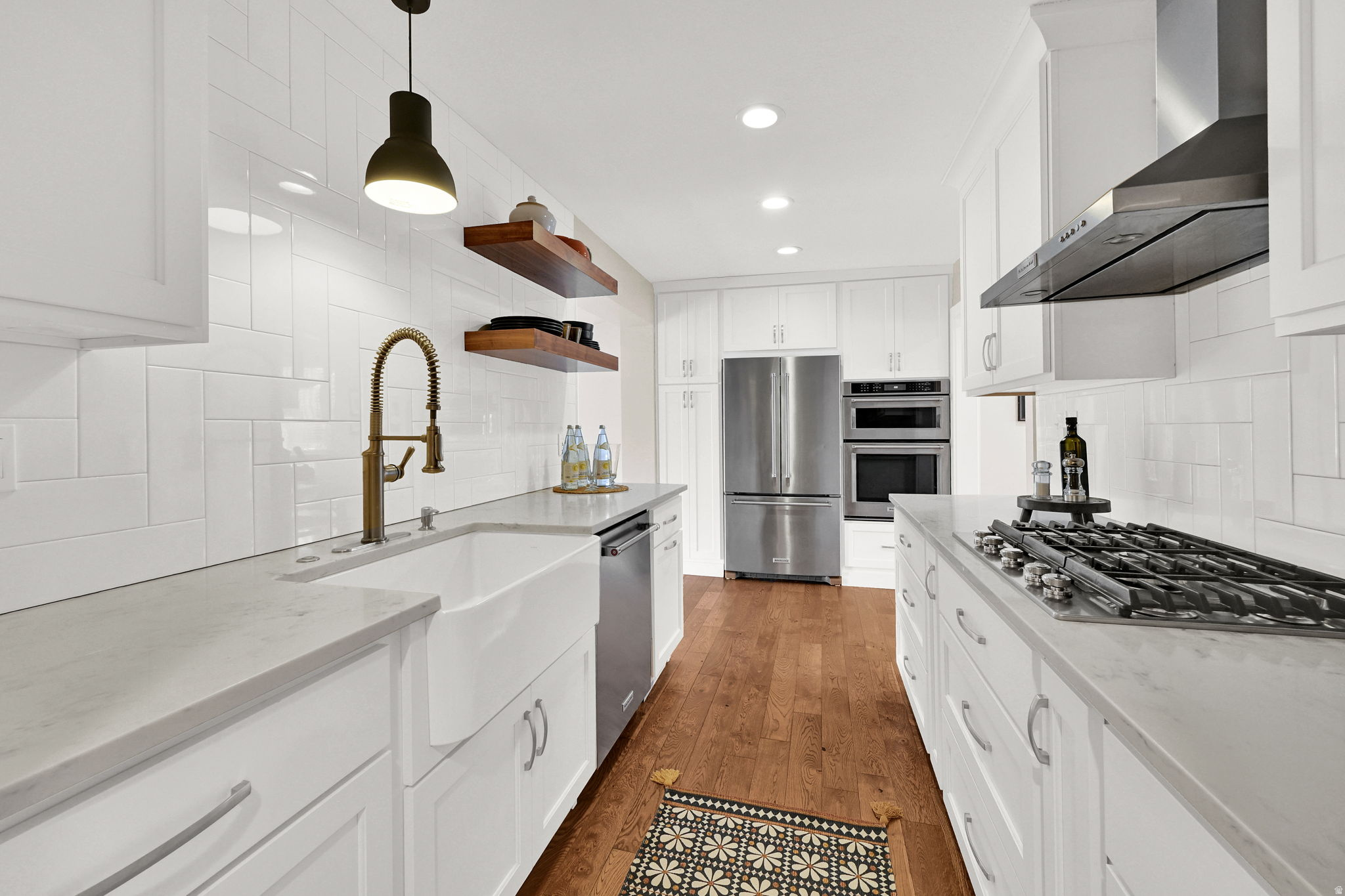 TERRACE VIEW - Residential