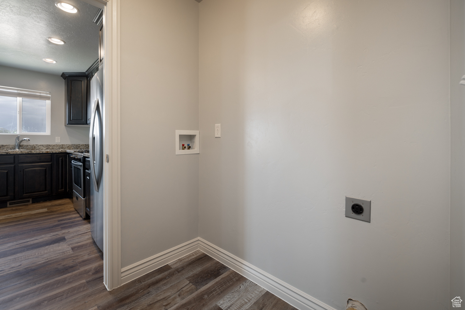 BALLARD ESTATES - Residential