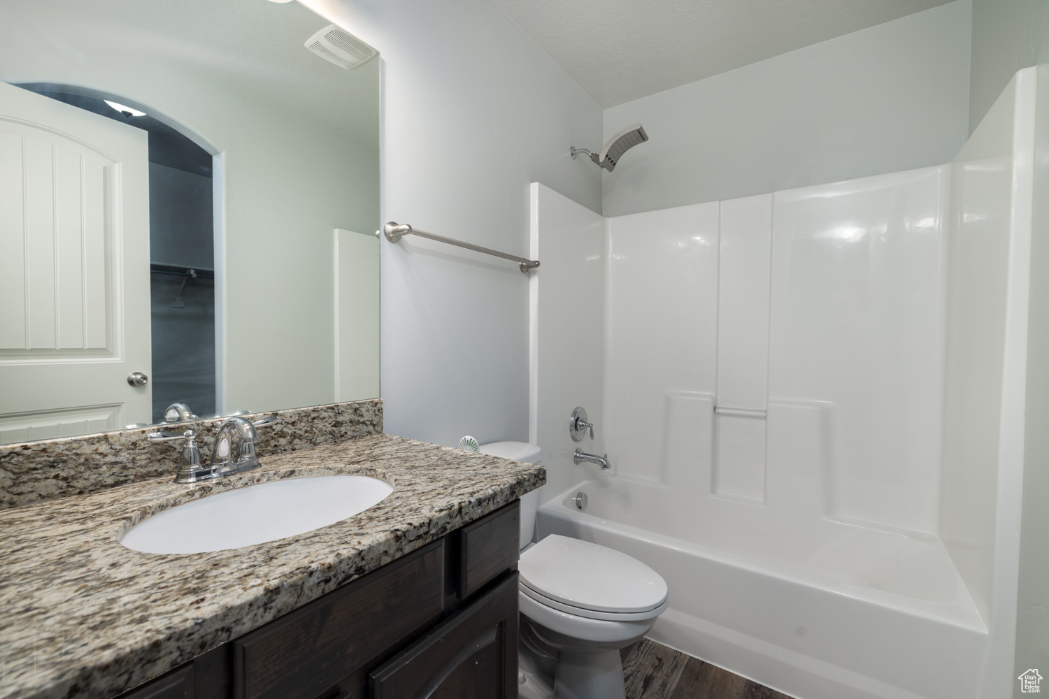 BALLARD ESTATES - Residential