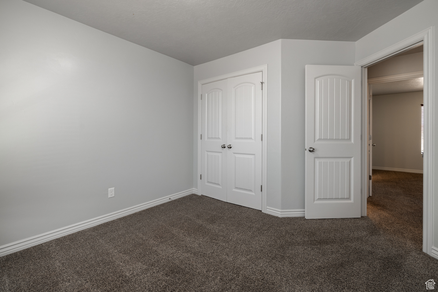BALLARD ESTATES - Residential