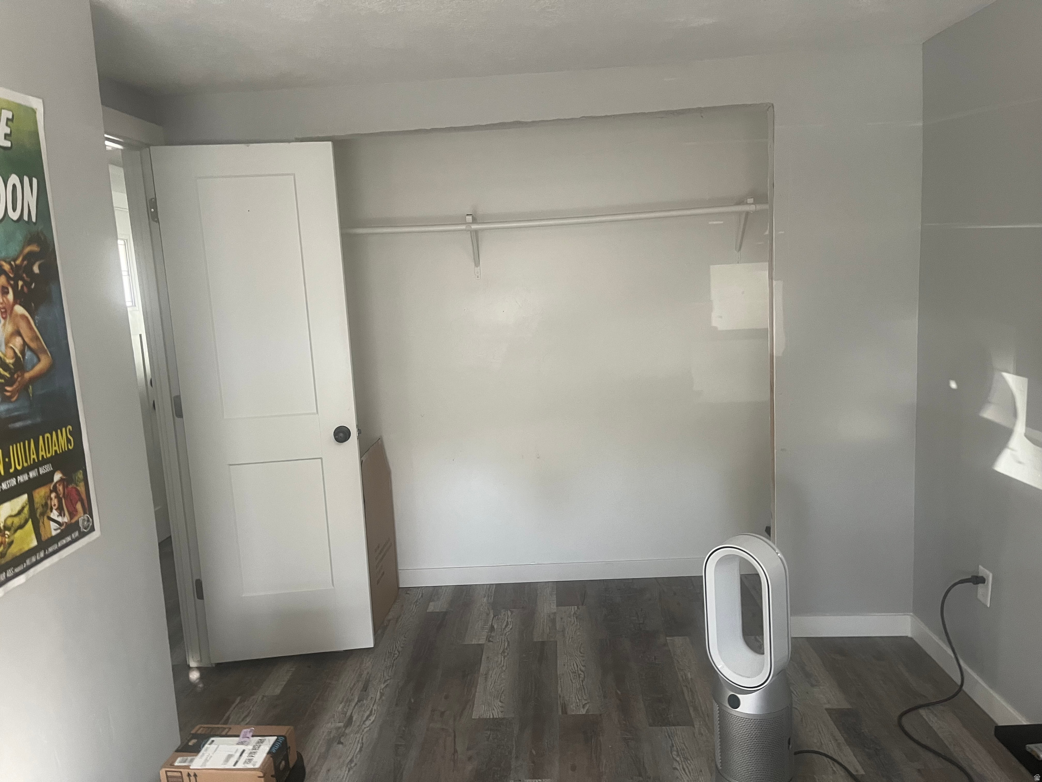 PALATIAL LIVING - Residential