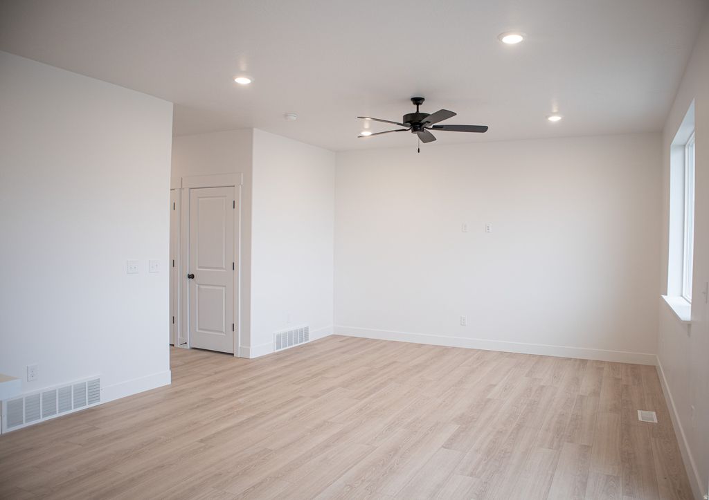 Photo of 655 N WADDELL STREET LOT St #107, Eagle Mountain, UT 84005 (MLS # 2143340)