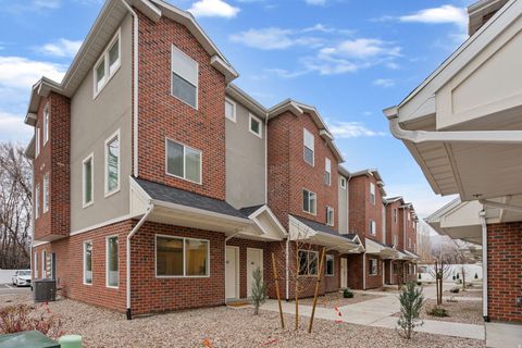 Townhouse For Sale - 447 W 950<br/> Weber County, Ogden, UT 84404