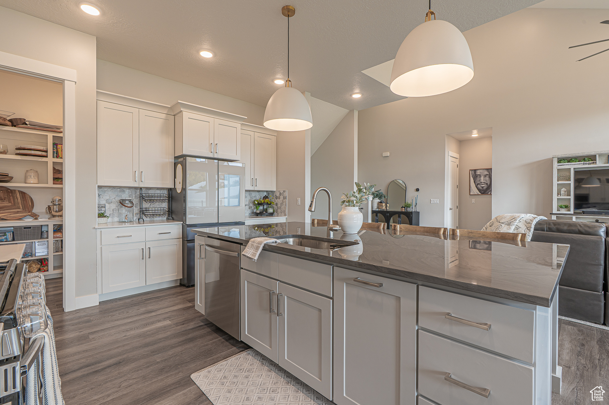 HIDDEN VALLEY SUBDIVISION PHASE 1 - Residential