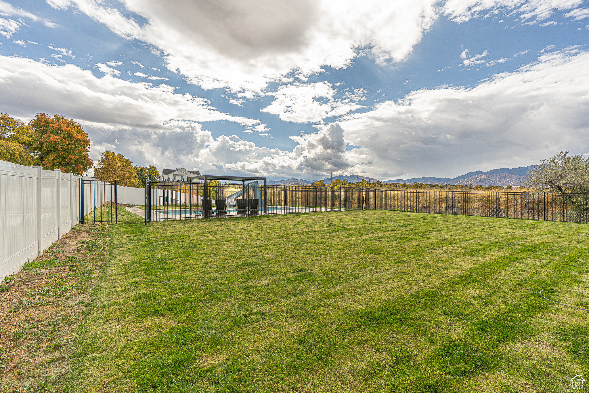 HIDDEN VALLEY SUBDIVISION PHASE 1 - Residential