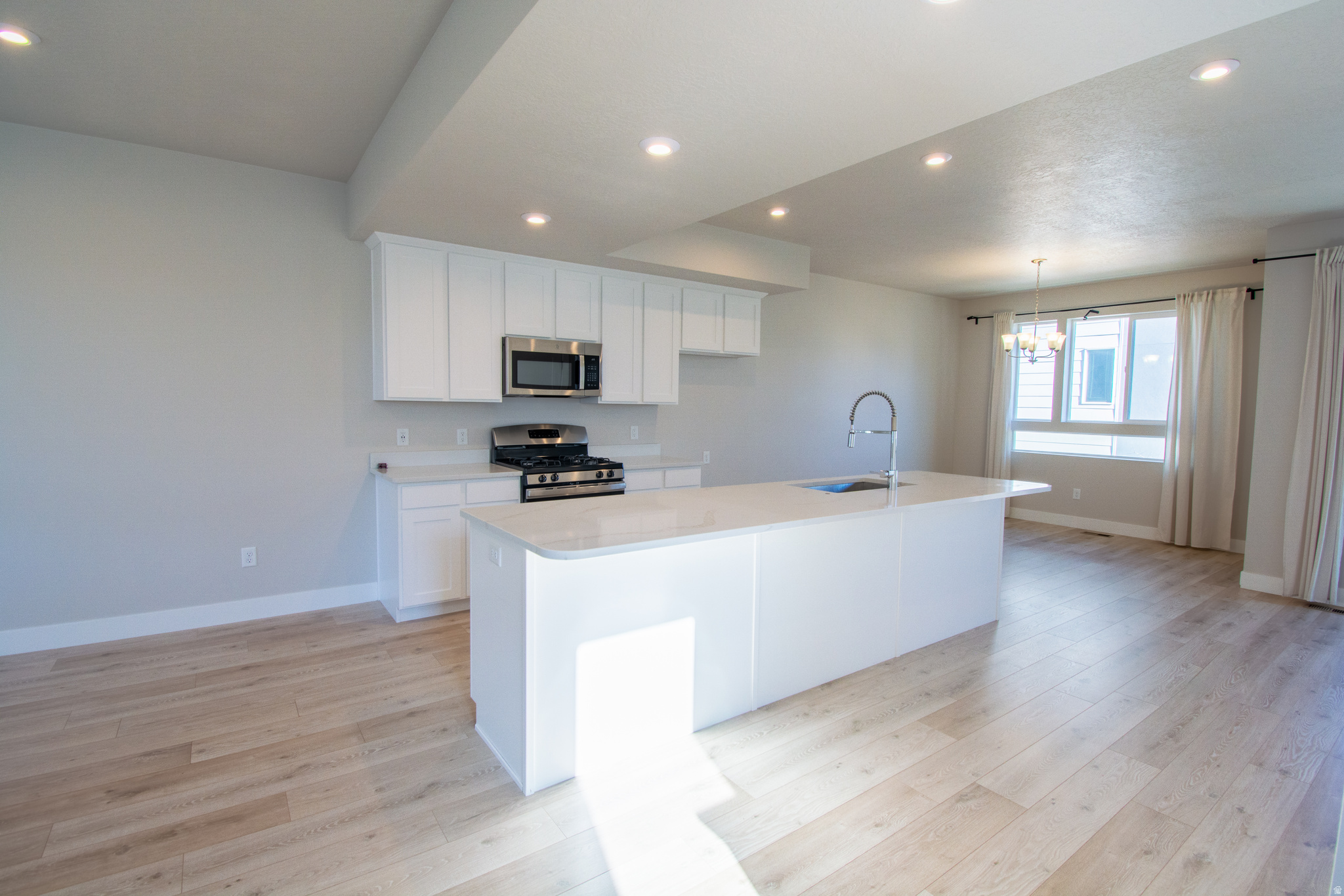 ROCKWELL RANCH - Residential