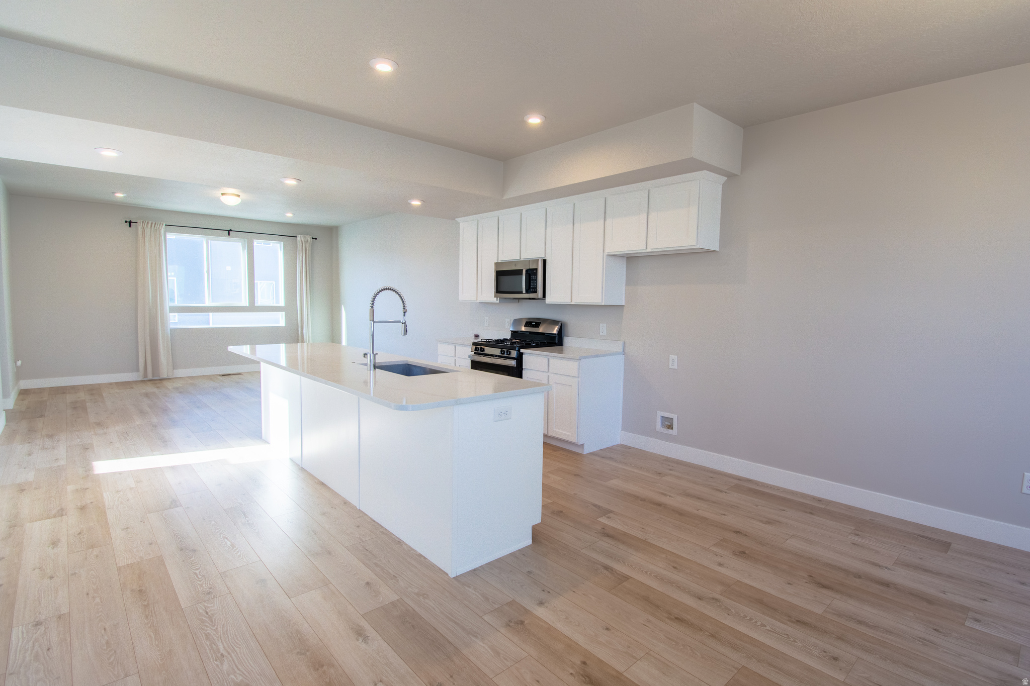 ROCKWELL RANCH - Residential