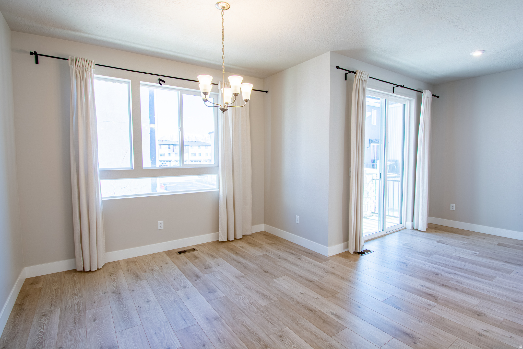 ROCKWELL RANCH - Residential