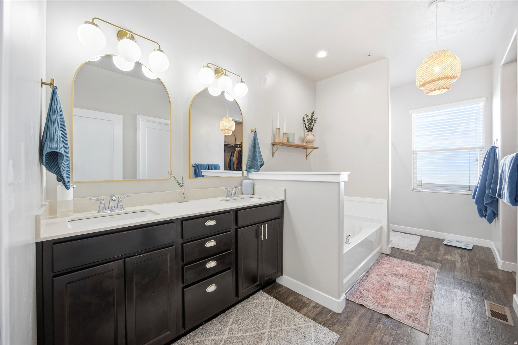 LEGACY FARMS - Residential