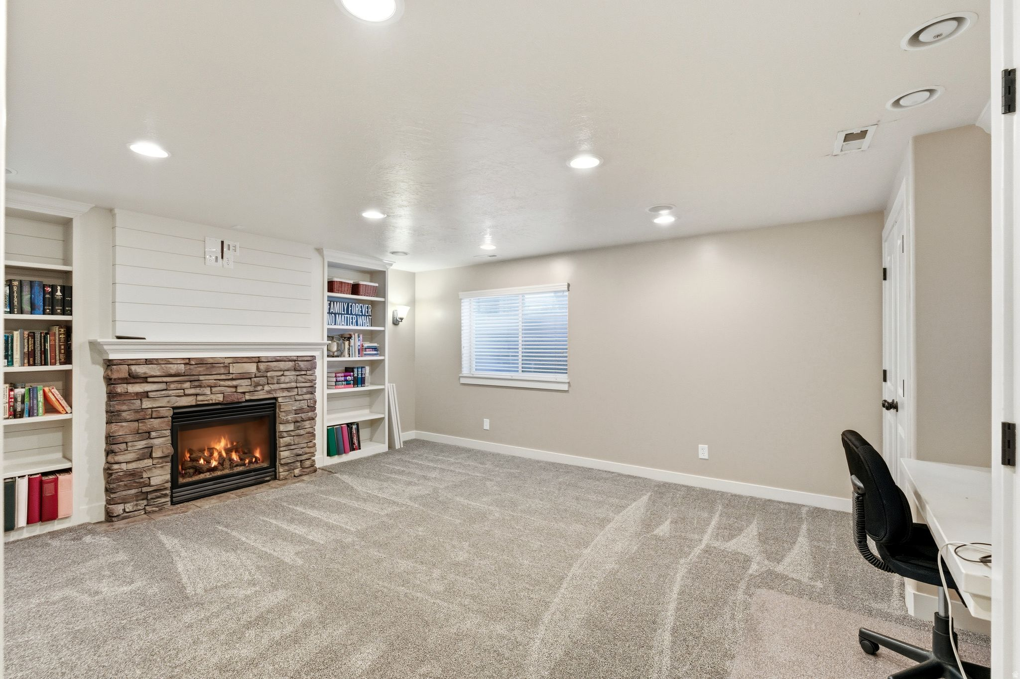 MT VIEW EST - Residential