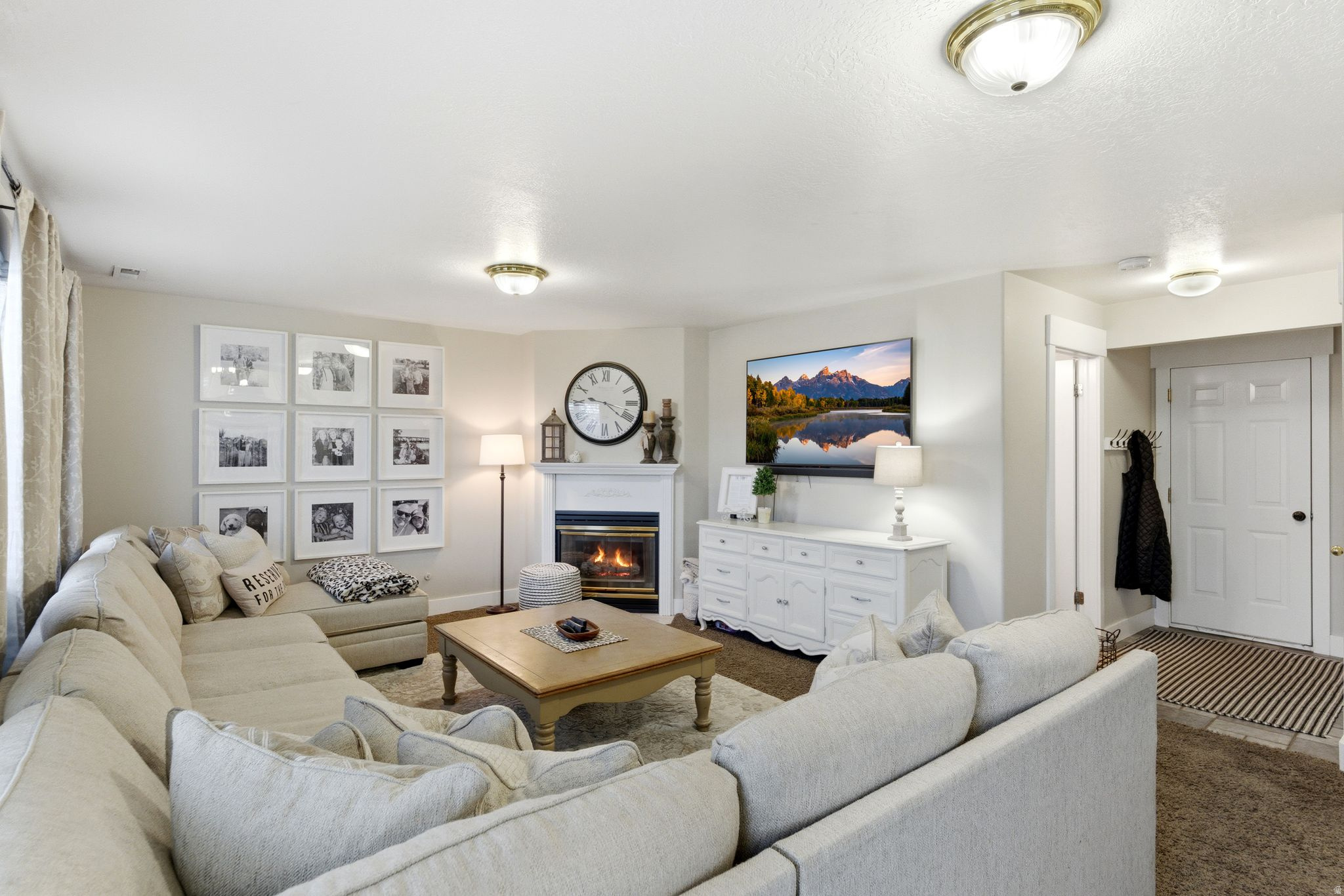 MT VIEW EST - Residential