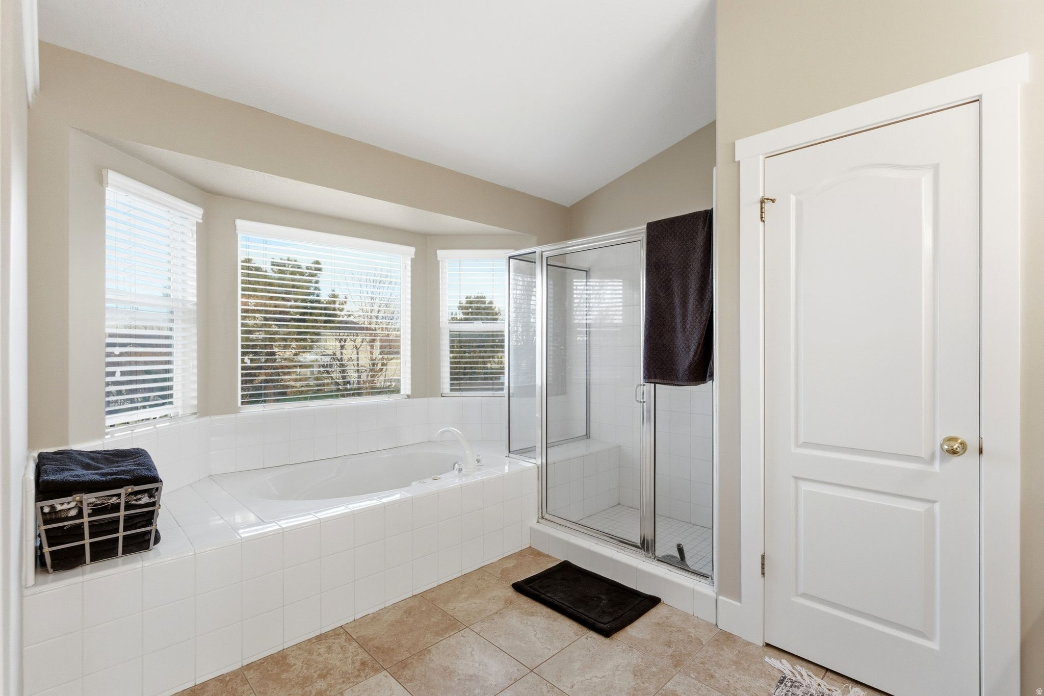 MT VIEW EST - Residential