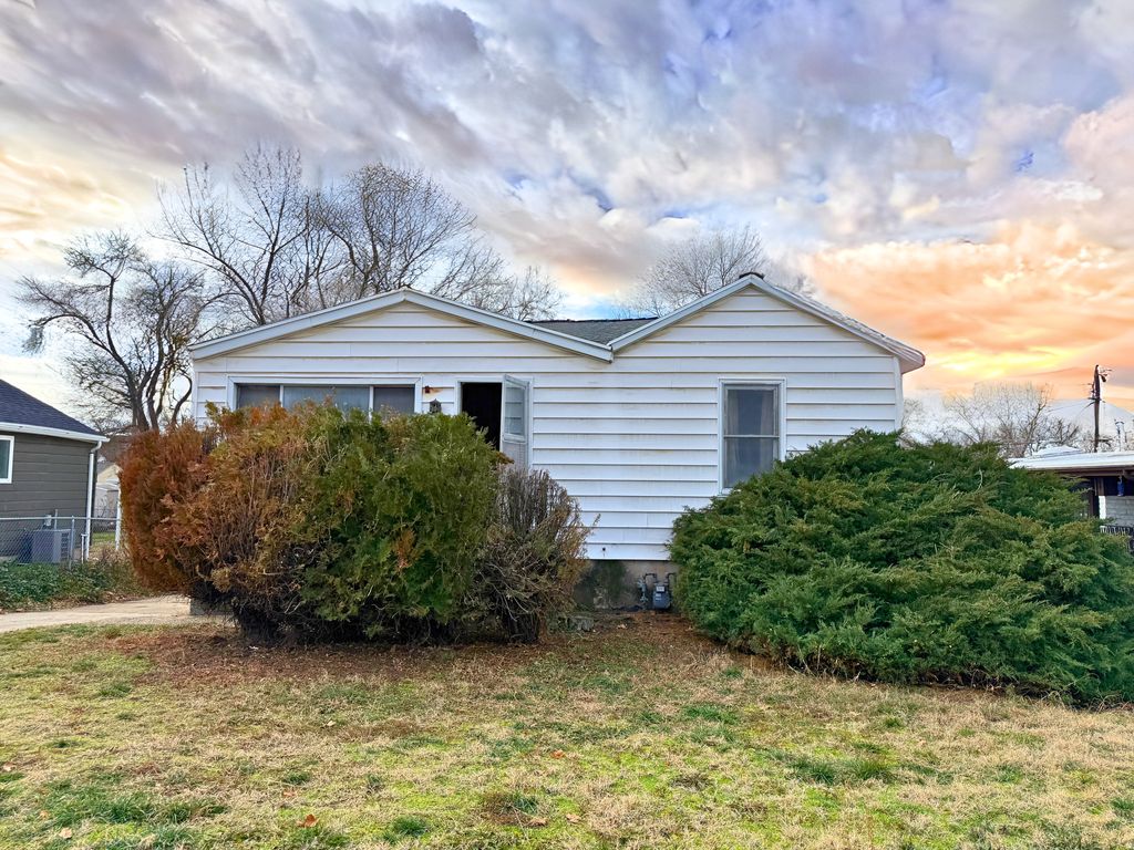 Photo of 3831 ORCHARD AVE, Ogden, UT 84403 (MLS # 2126216)