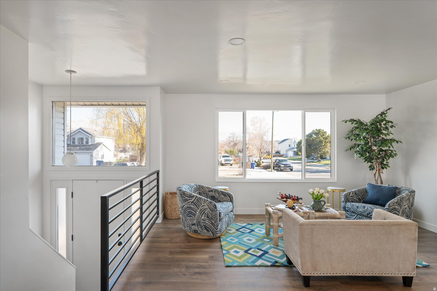 MEADOWS - Residential