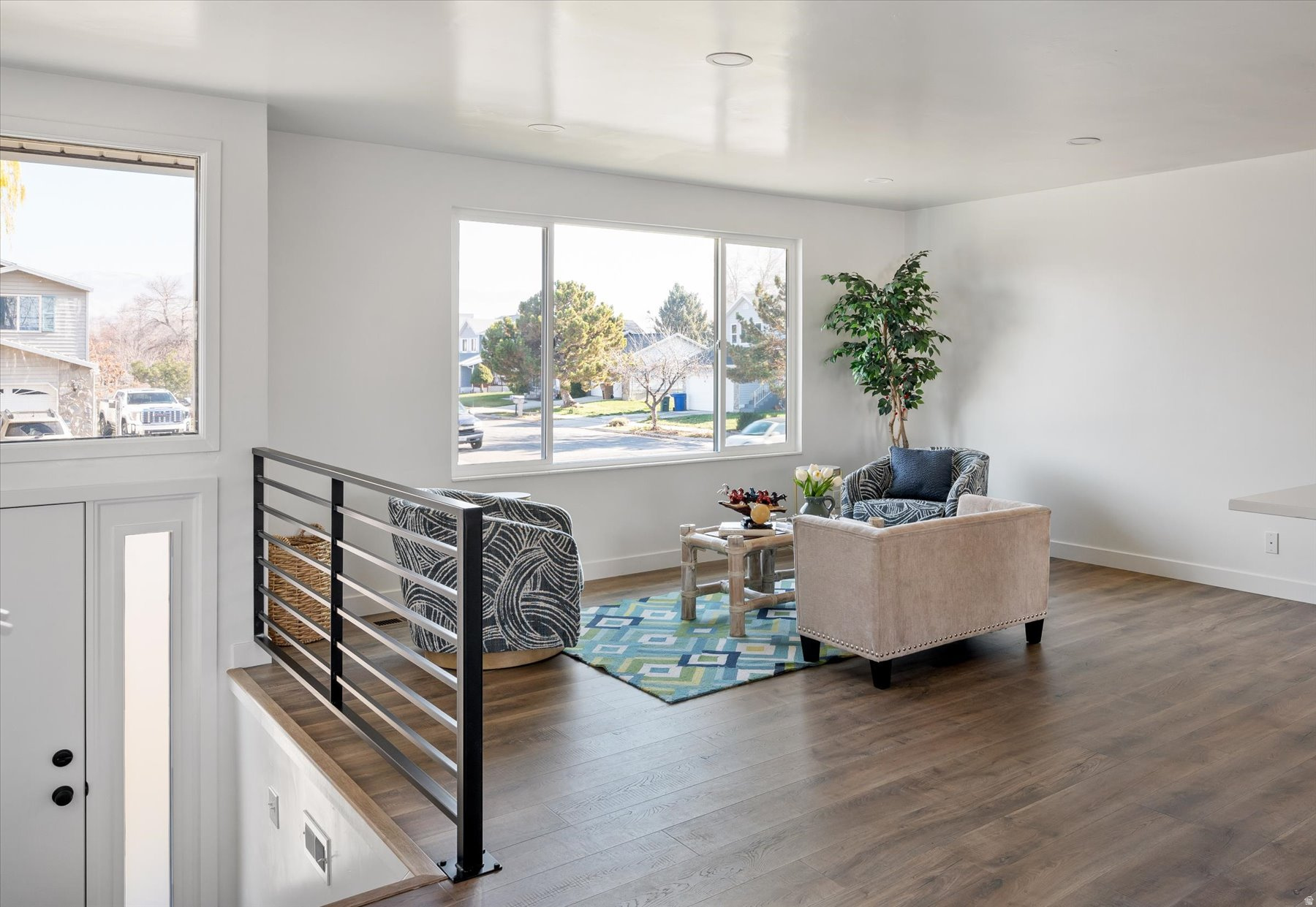 MEADOWS - Residential