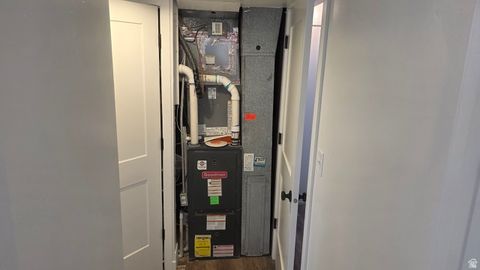 Tiny photo for 833 N STARCREST DR, Salt Lake City, UT 84116 (MLS # 2124947)