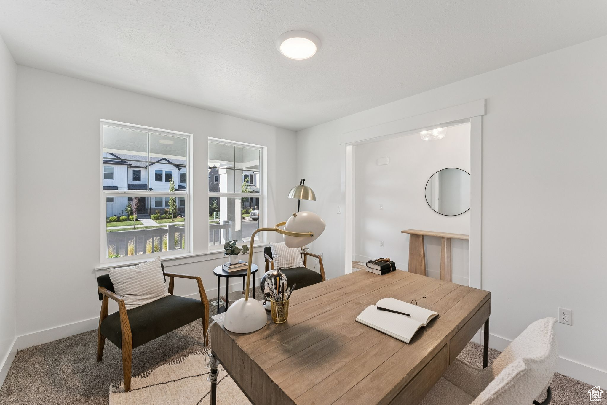 MOUNTAIN RIDGE - Residential