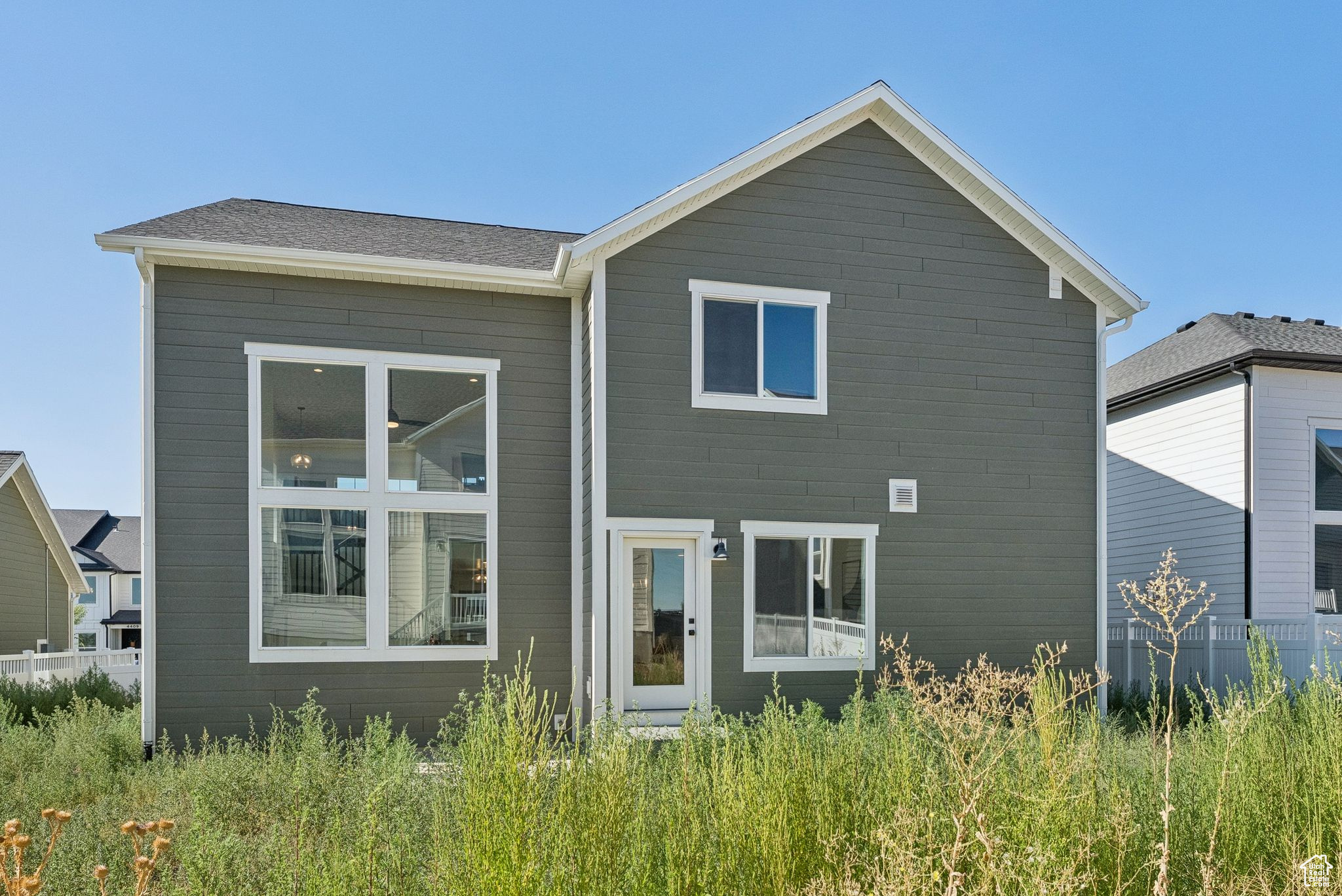 MOUNTAIN RIDGE - Residential