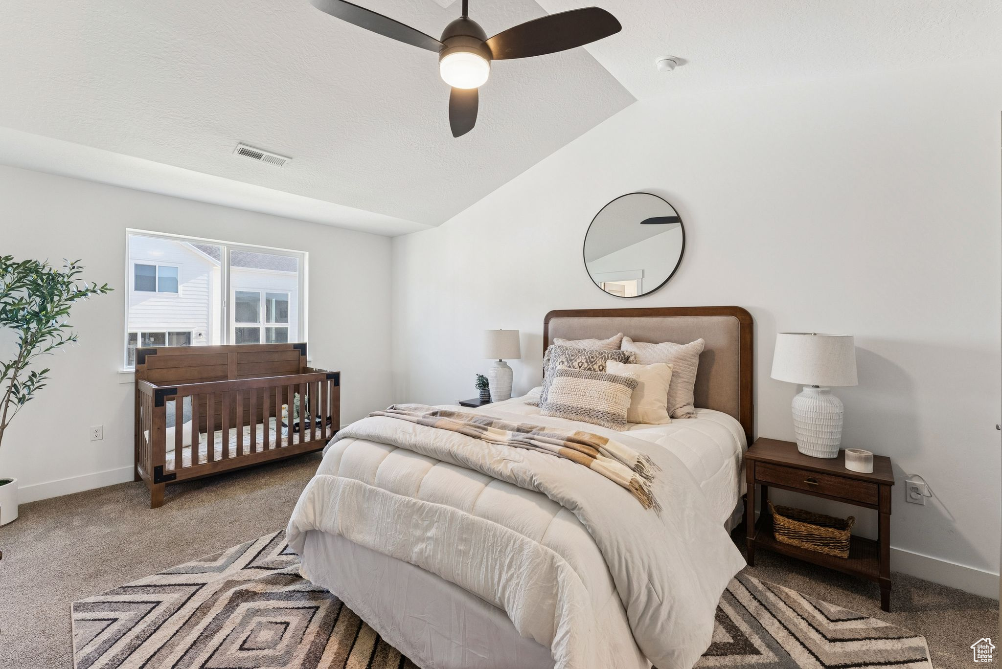 MOUNTAIN RIDGE - Residential