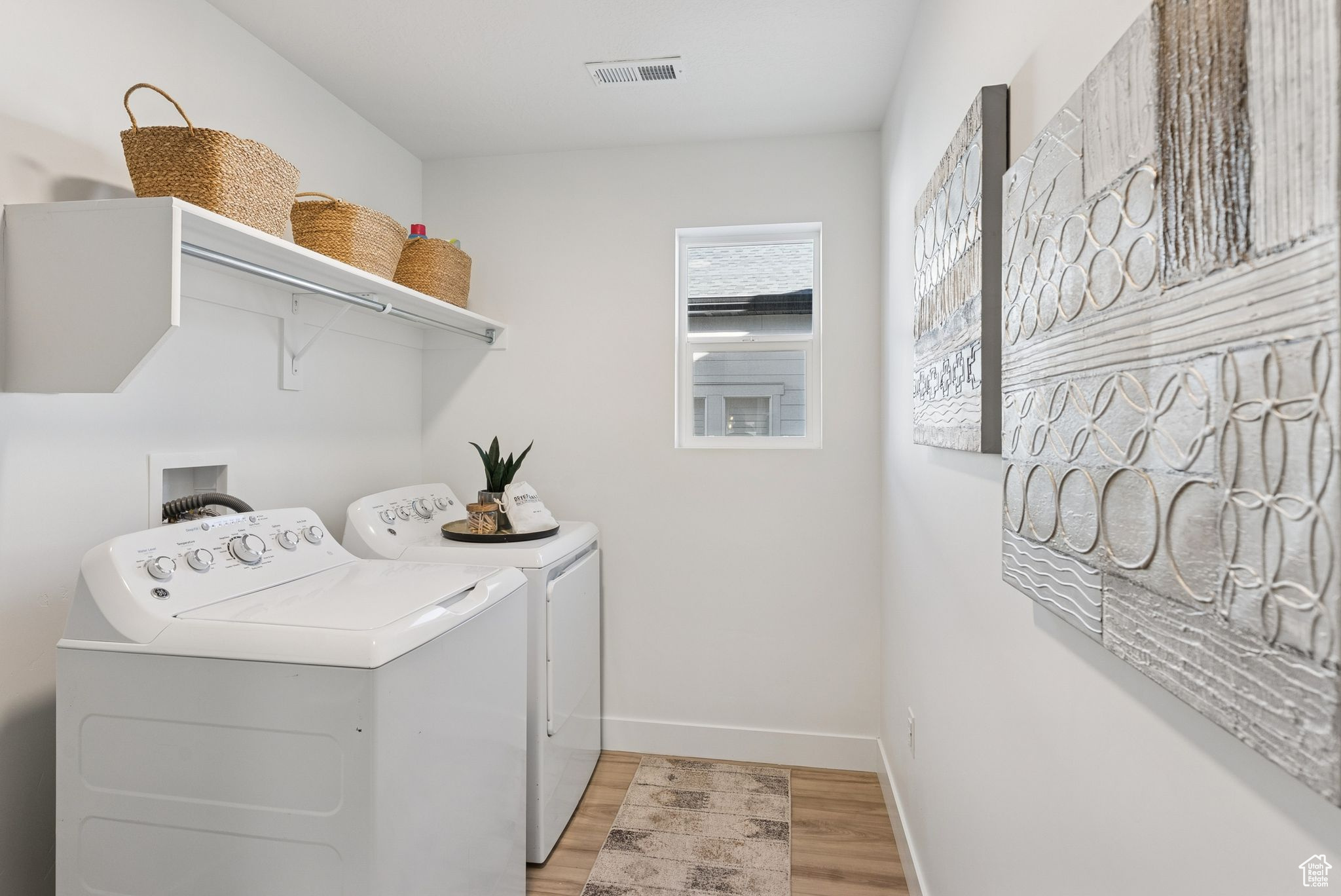 MOUNTAIN RIDGE - Residential