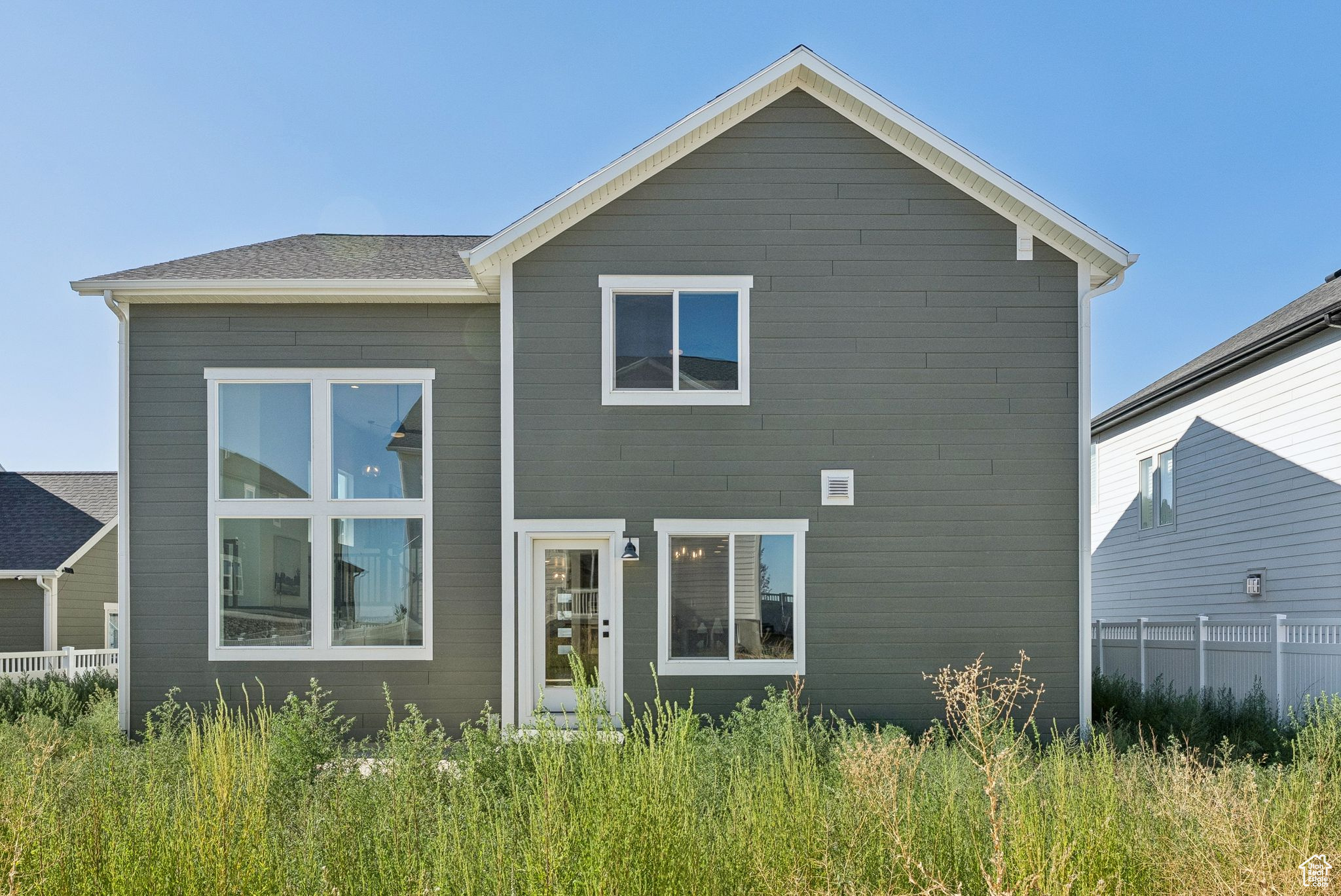 MOUNTAIN RIDGE - Residential