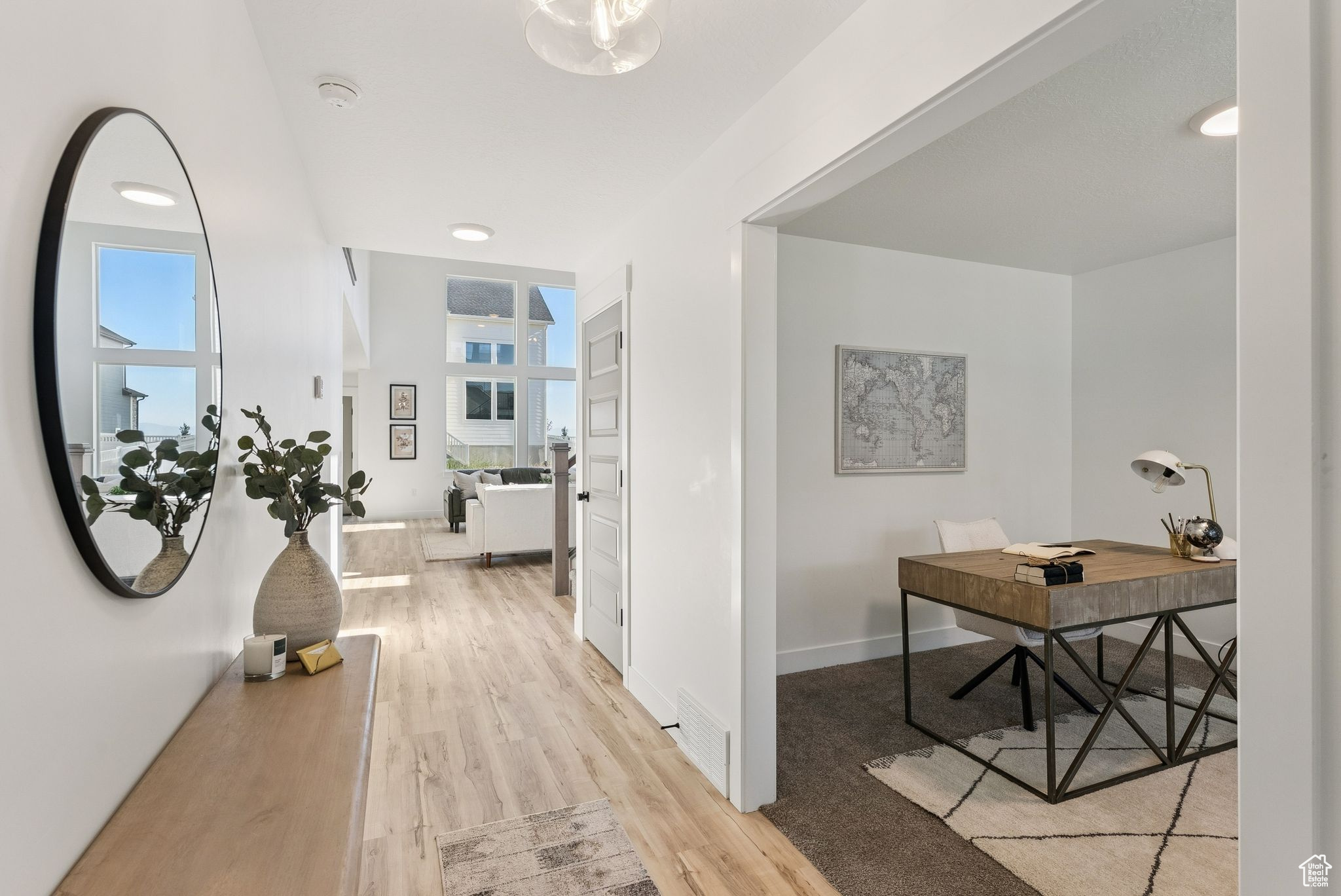 MOUNTAIN RIDGE - Residential