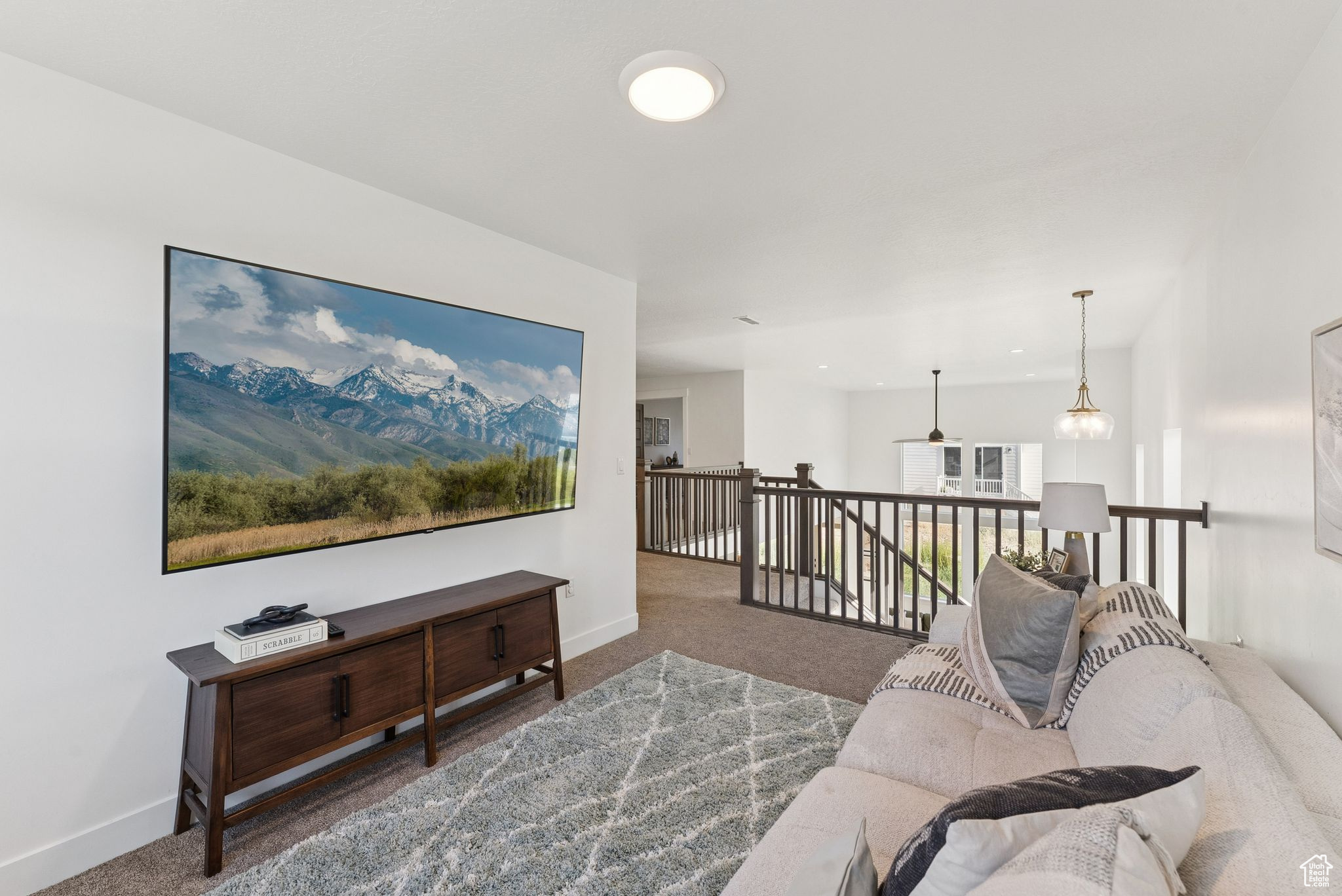 MOUNTAIN RIDGE - Residential