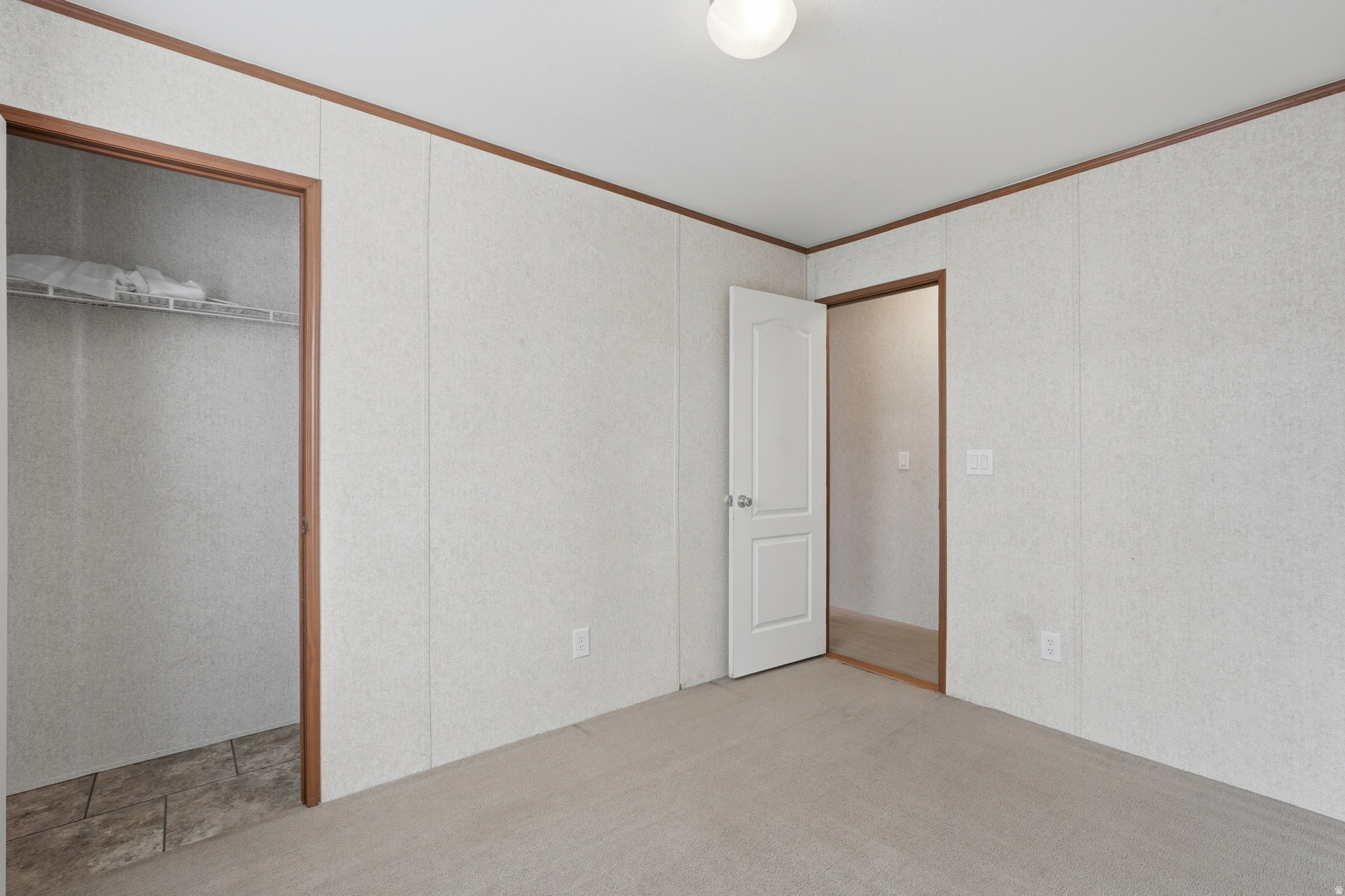 RIDGEWOOD ESTATES - Residential