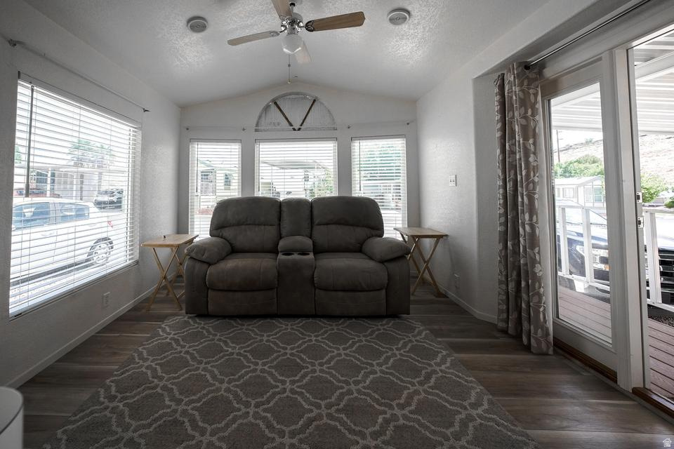 CHEROKEE SPRINGS - Residential