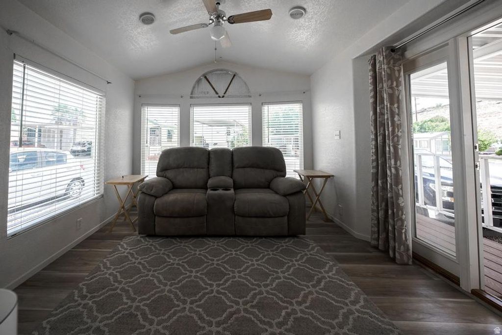 Photo of 448 E TELEGRAPH ST #97, Washington, UT 84780 (MLS # 2156244)