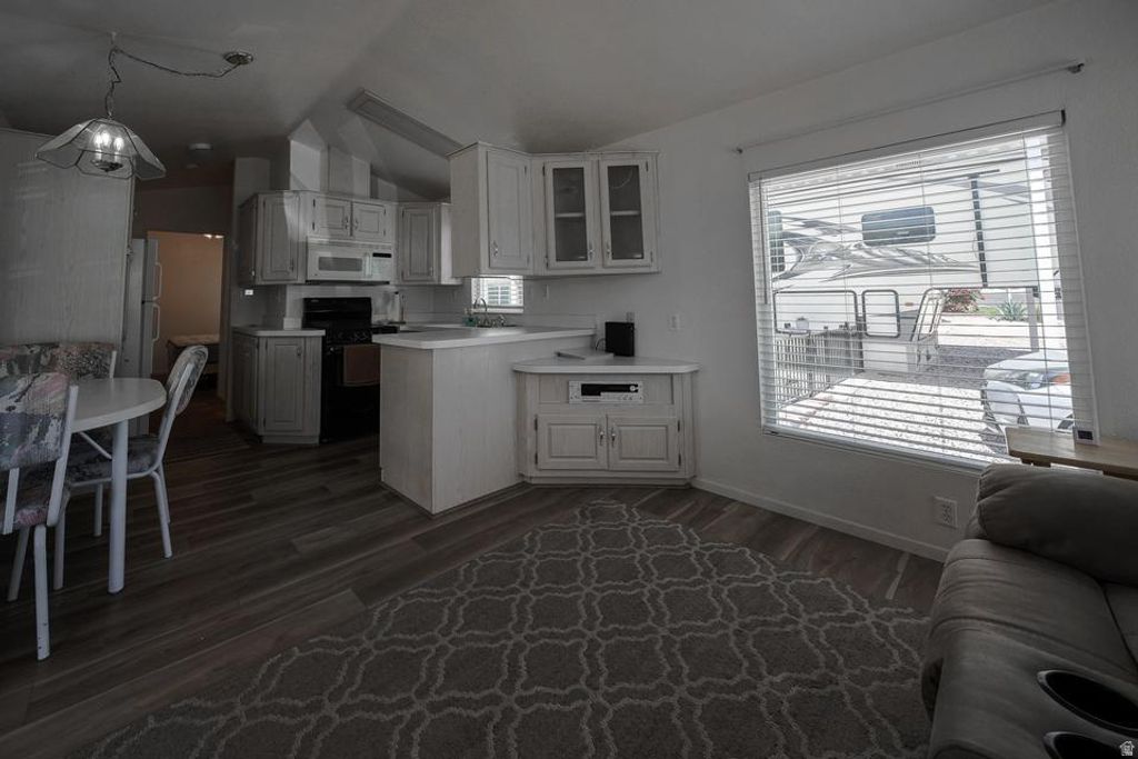Photo of 448 E TELEGRAPH ST #97, Washington, UT 84780 (MLS # 2156244)