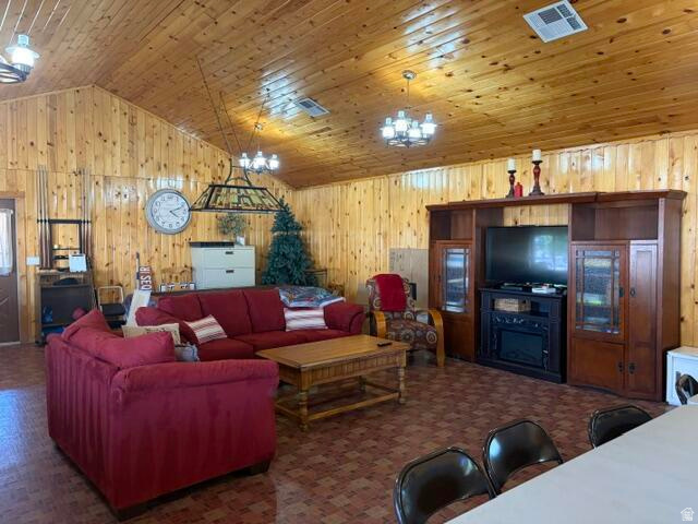 CHEROKEE SPRINGS - Residential