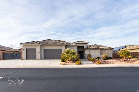 Photo of 3481 E BLACKBRUSH DR, Saint George, UT 84790 (MLS # 2139512)