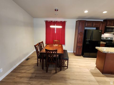 Tiny photo for 4718 S ASPEN LN, Taylorsville, UT 84123 (MLS # 2114283)