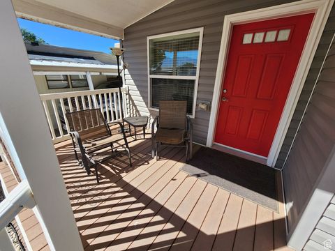 Tiny photo for 4718 S ASPEN LN, Taylorsville, UT 84123 (MLS # 2114283)