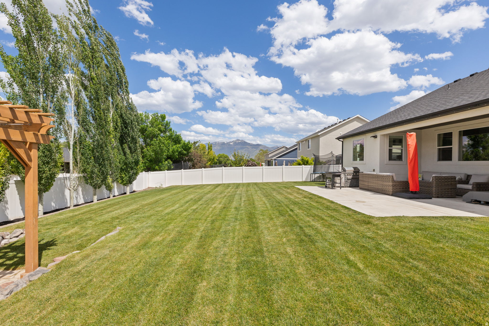 MCINTYRE FARMS - Residential