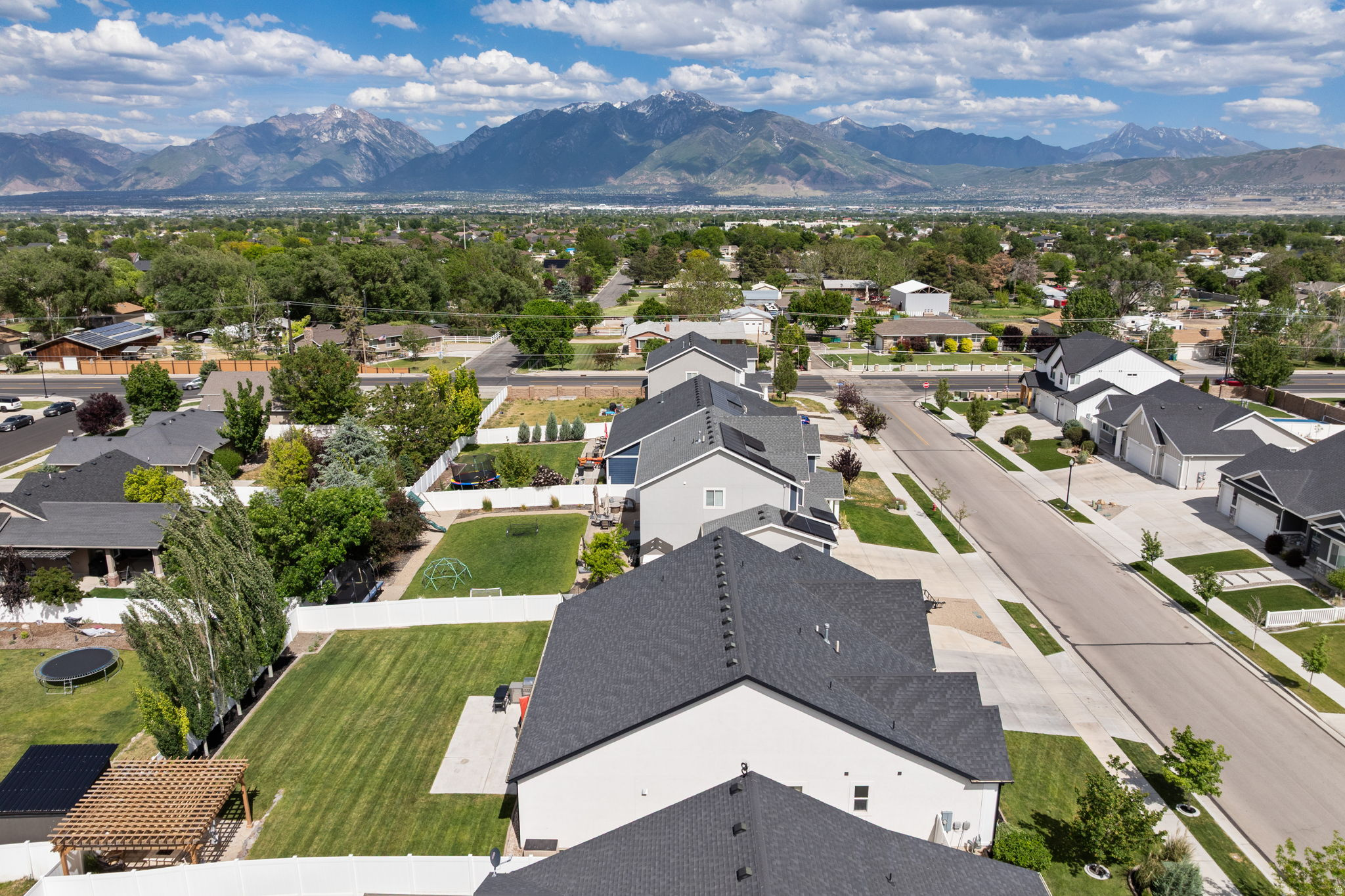 MCINTYRE FARMS - Residential