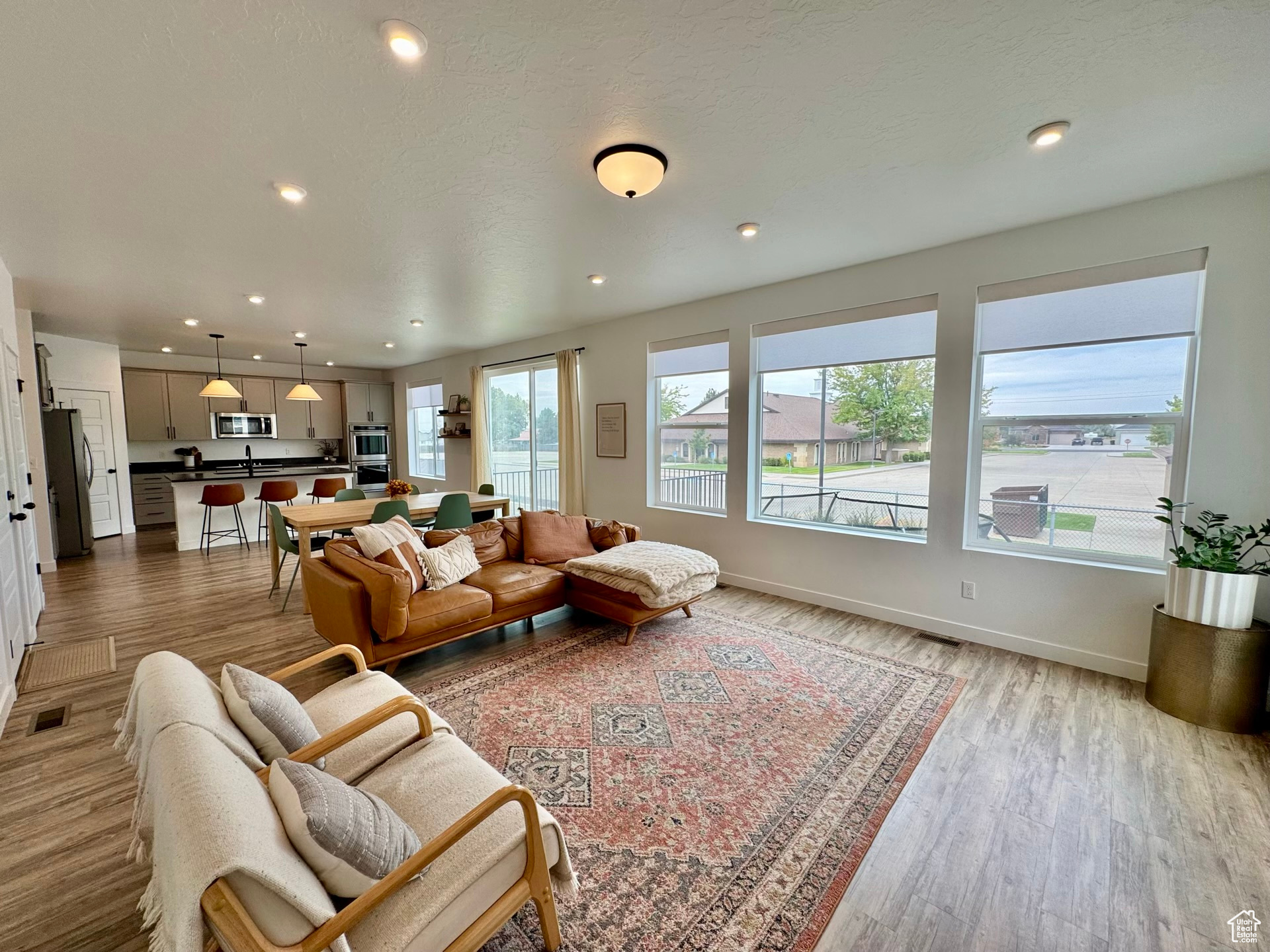 DAHLIA ESTATES PH 1 - Residential