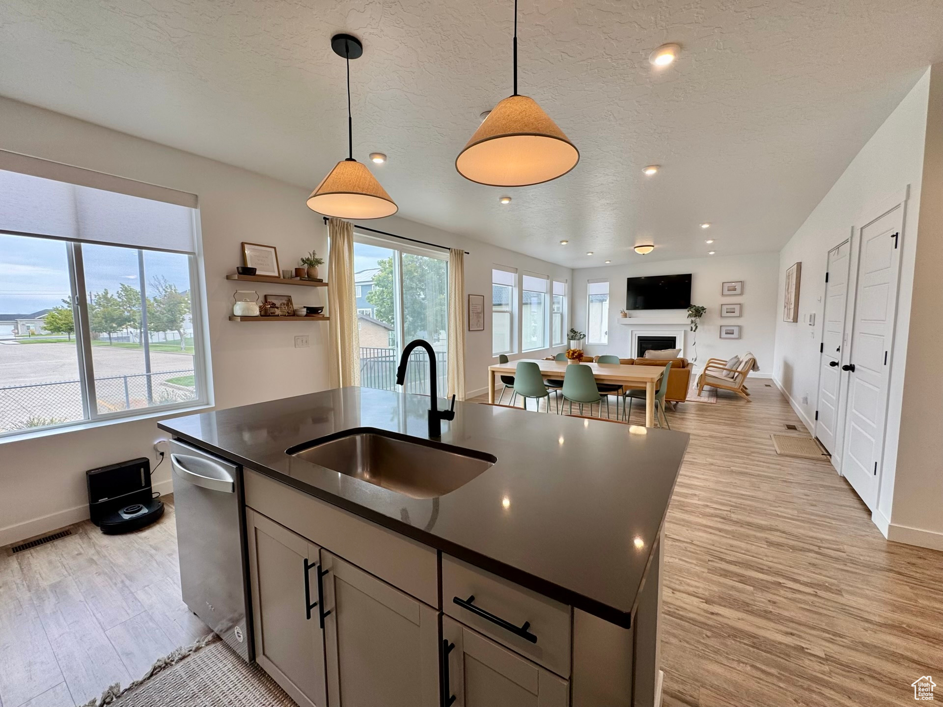 DAHLIA ESTATES PH 1 - Residential