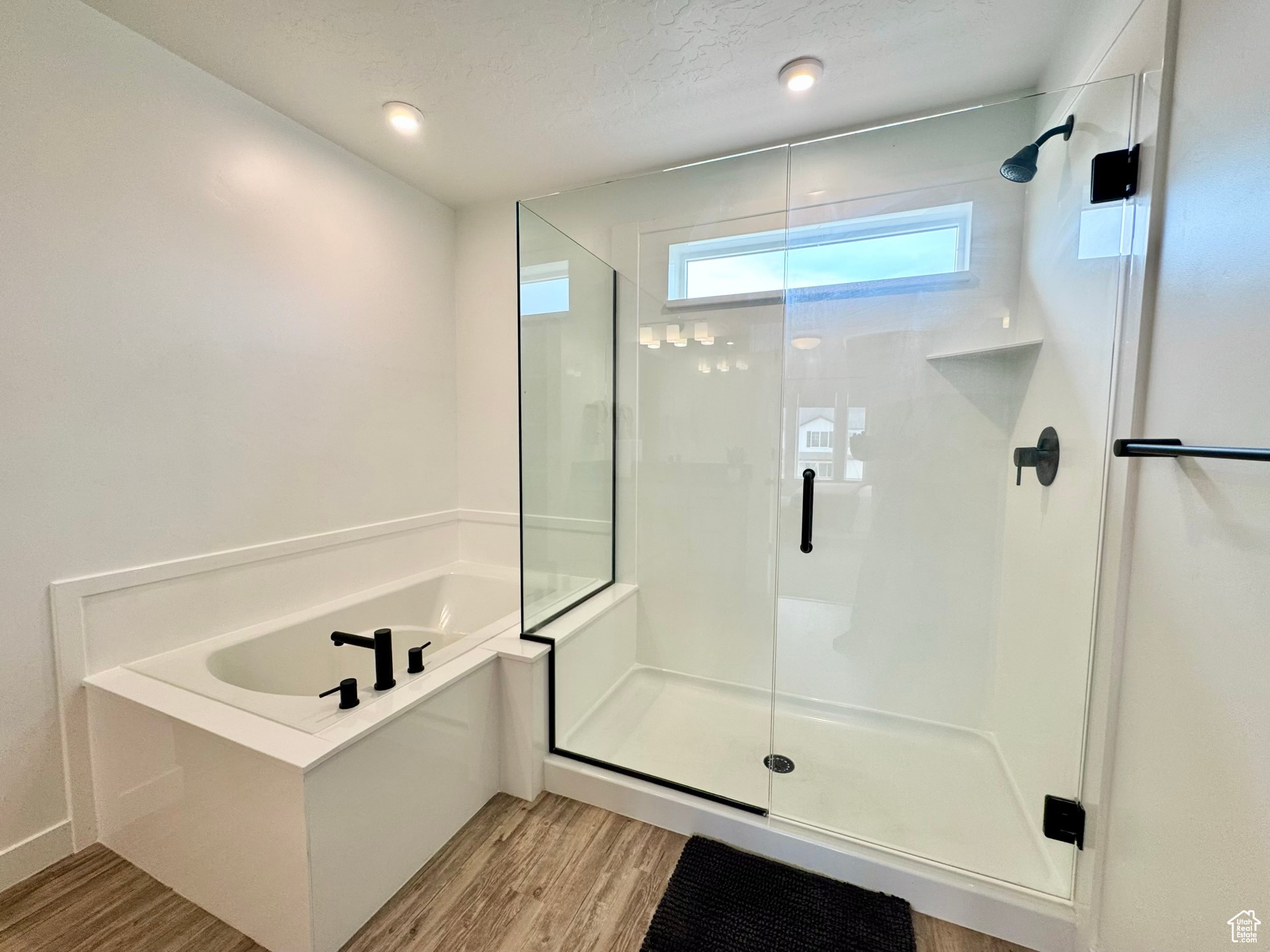 DAHLIA ESTATES PH 1 - Residential