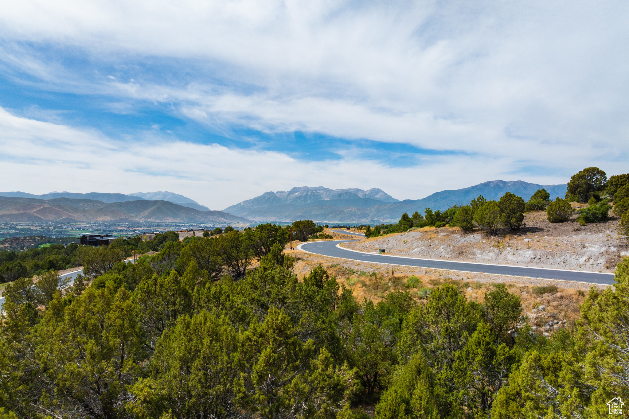 RED LEDGES - Land