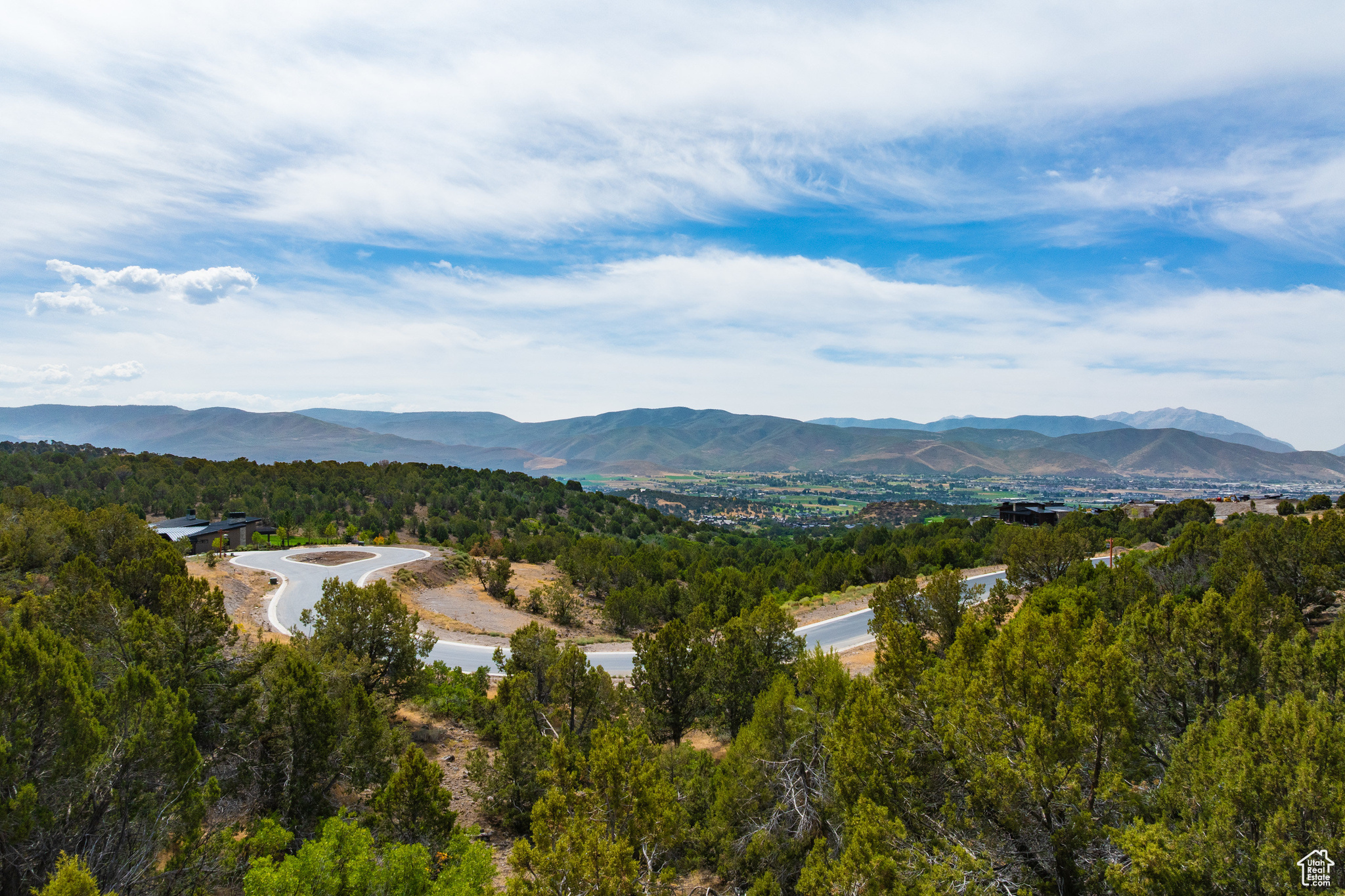 RED LEDGES - Land
