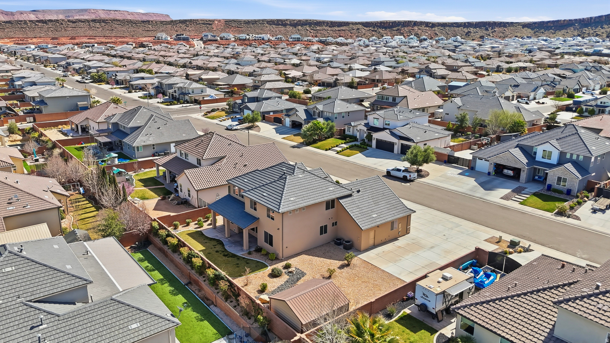 ASPEN ESTATES PH 6 - Residential