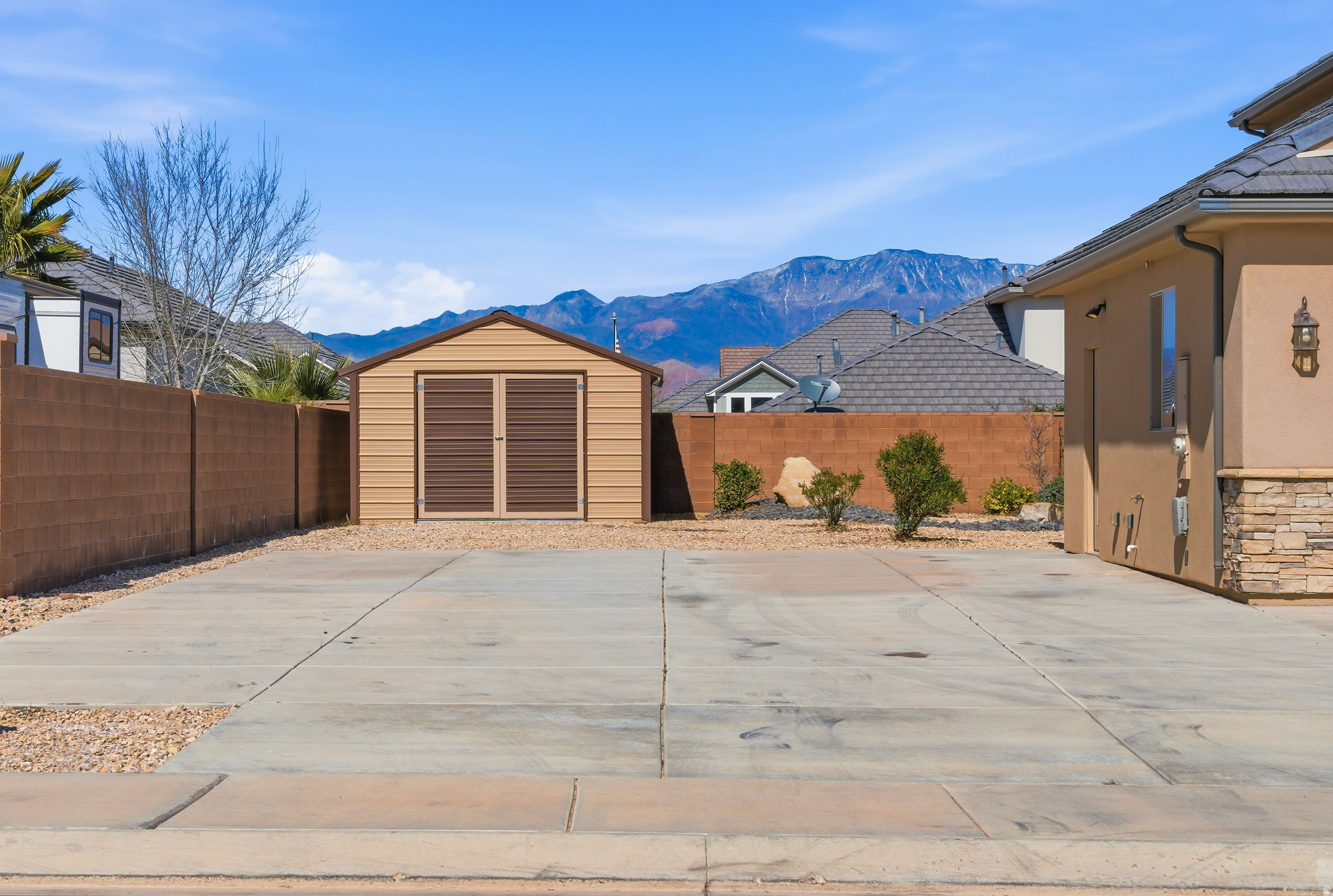 ASPEN ESTATES PH 6 - Residential