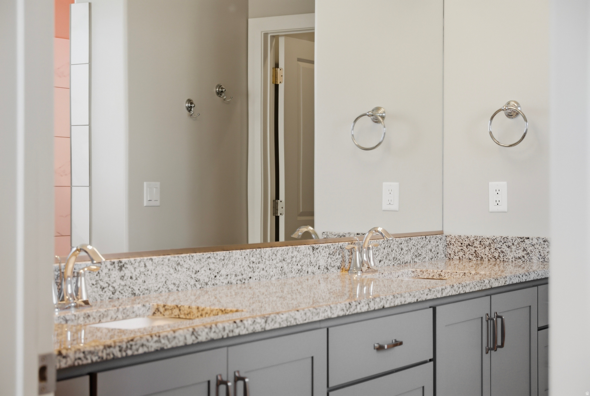 ASPEN ESTATES PH 6 - Residential