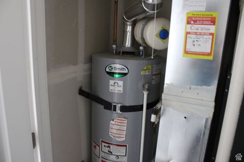 Tiny photo for 3007 W 2960 S, West Valley City, UT 84119 (MLS # 2103859)