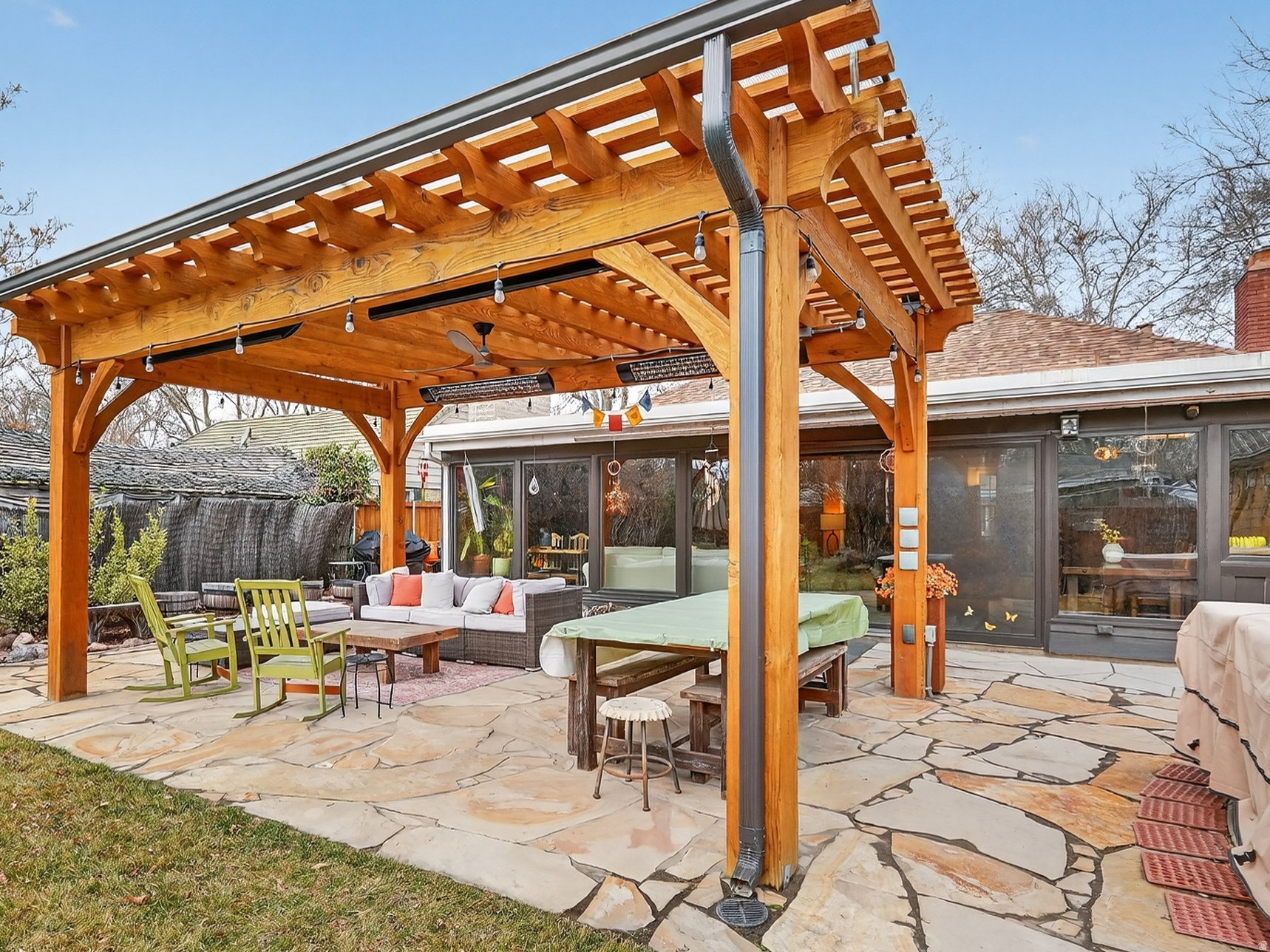 MOUNTAIR ACRES - Residential